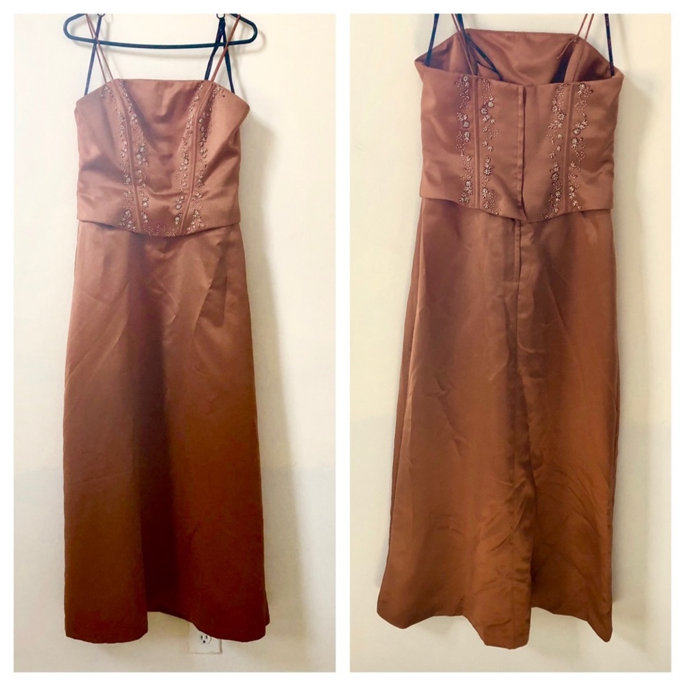 ⬇️🔻SALE🔻Women’s Petite Formal / Prom Dress